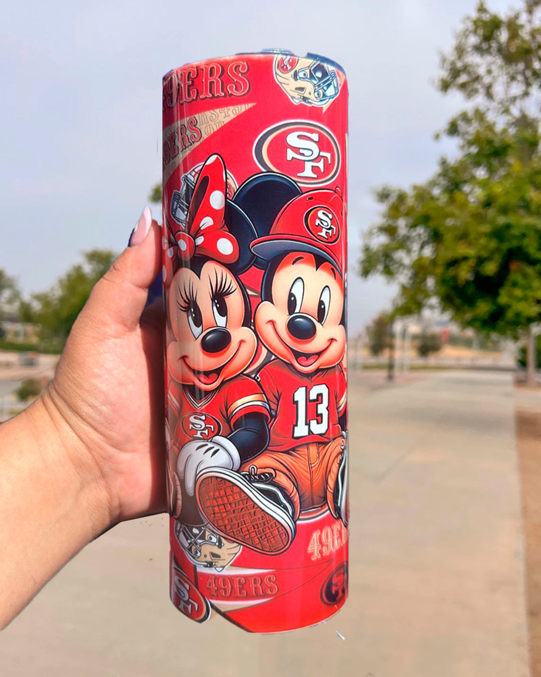 M&M RED FOOTBALL 20OZ TUMBLER