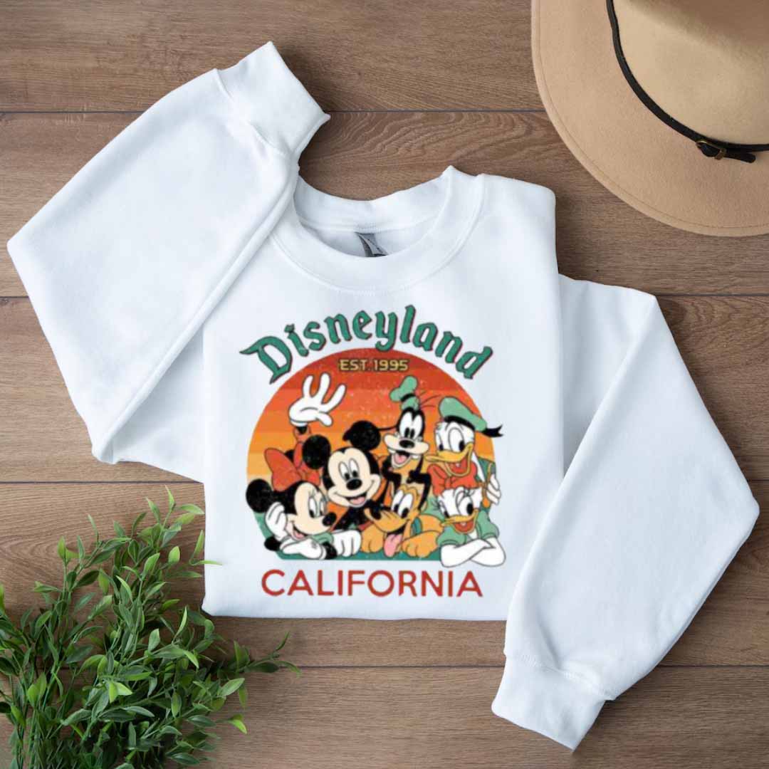 MK FRIENDS CALIFORNIA SWEATER