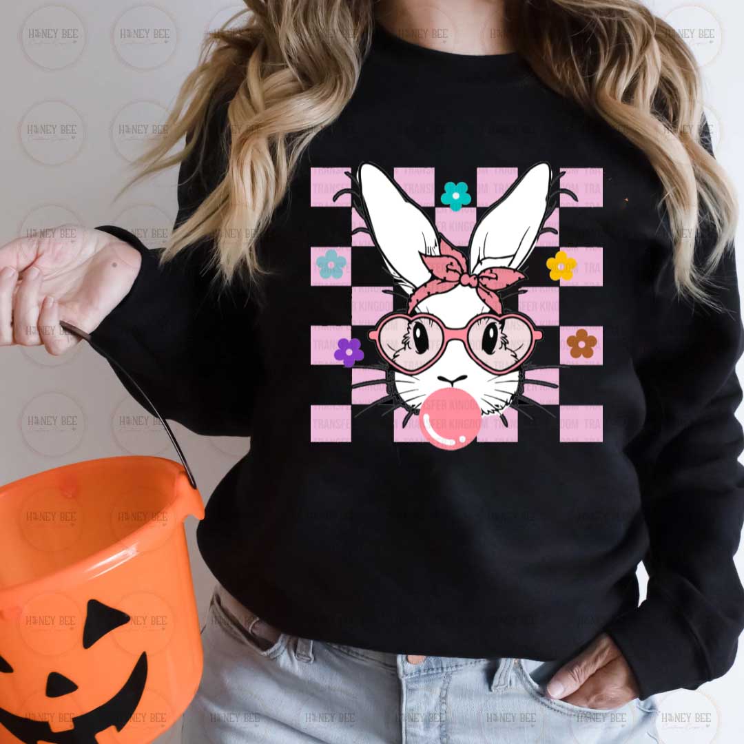 BUNNY CHEWING GUM EASTER SWEATER