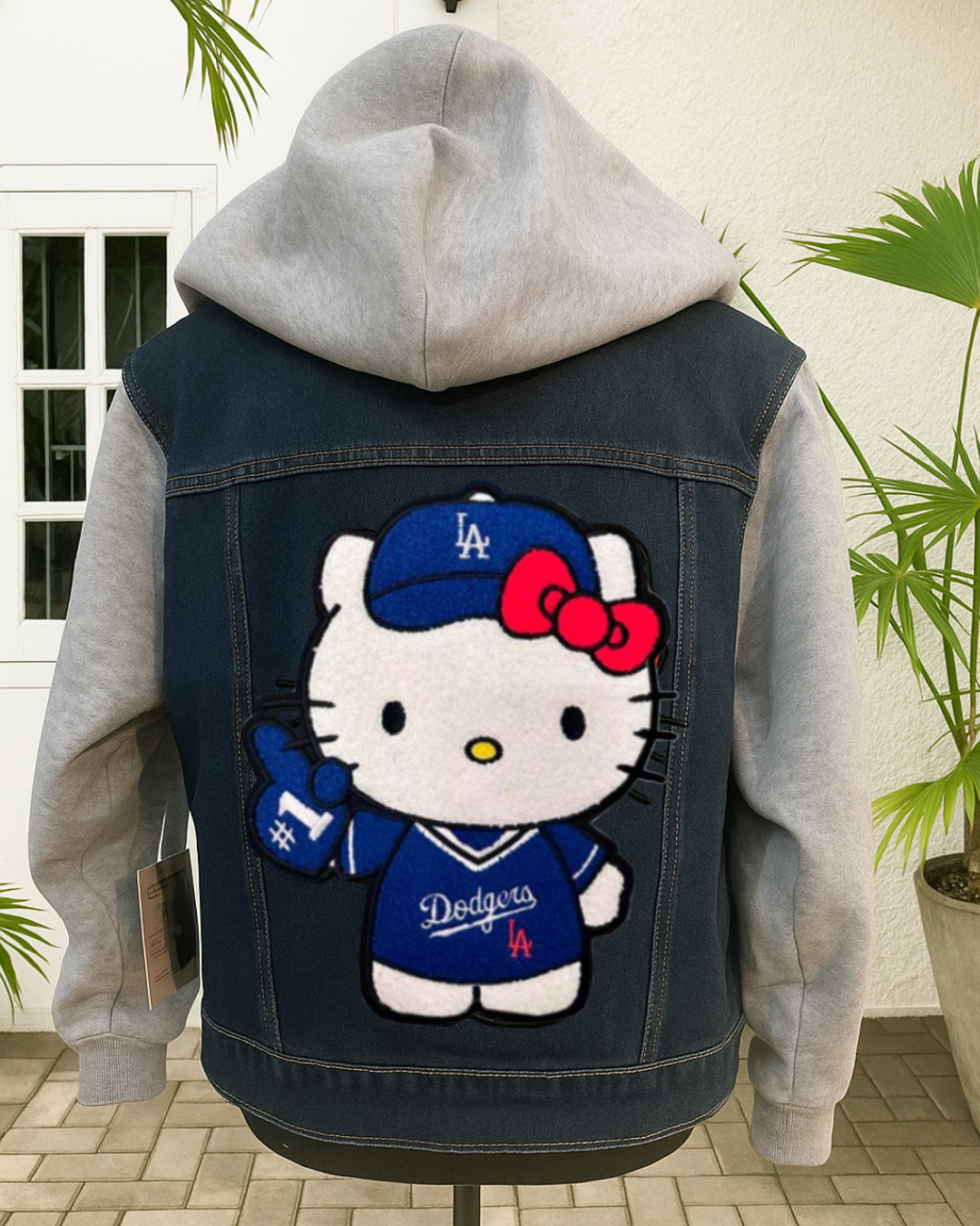 KITTY FAN GAME DENIM JACKET