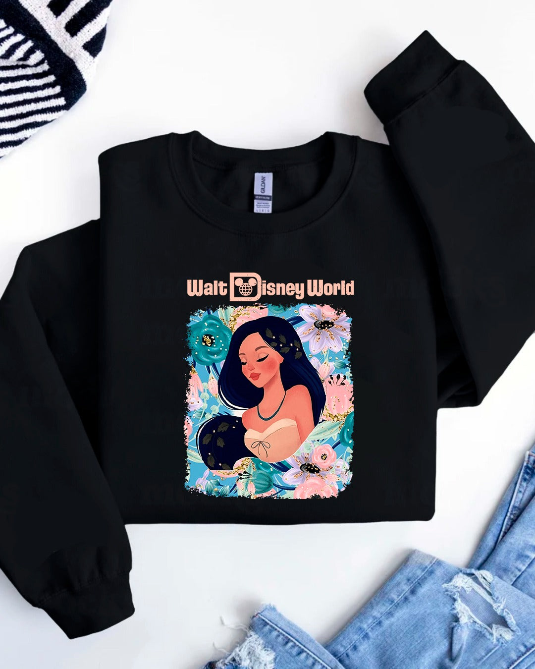 PCHNTS DSNYWRLD SWEATER