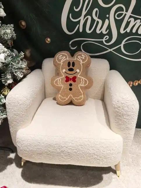 GINGERBREAD MOUSE PILLOW